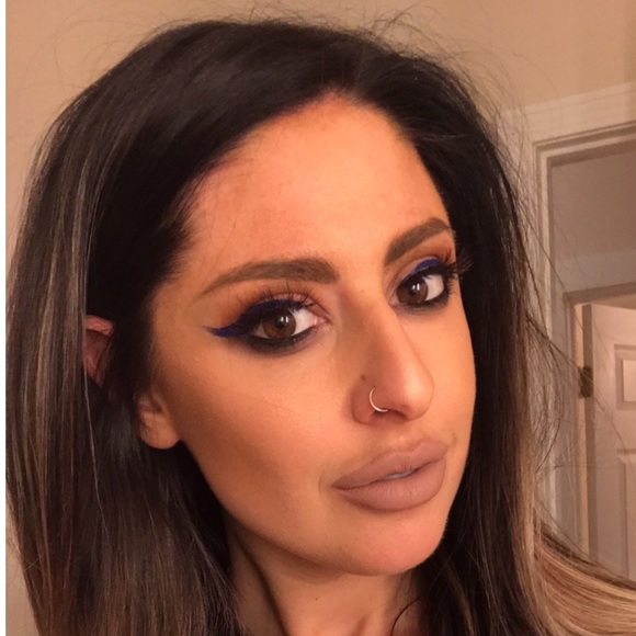 cuntstina220